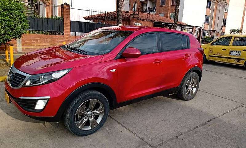 Kia Sportage Revolut...