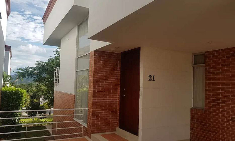 Se Arrienda Casa Cam...