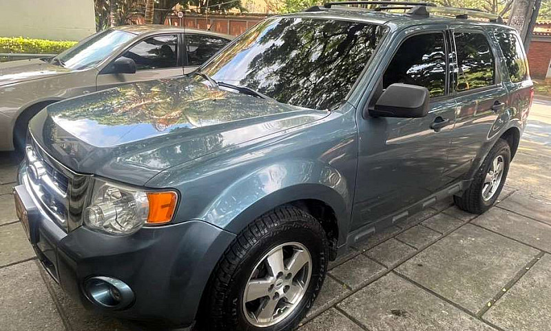 Ford Escape Modelo 2...