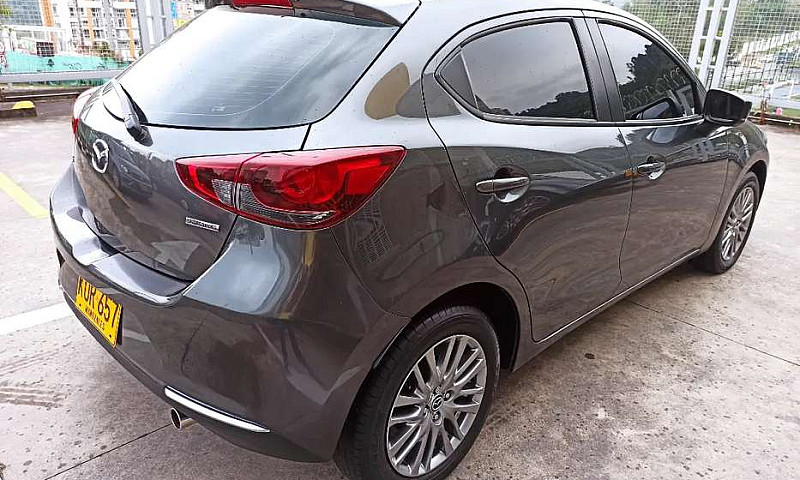 Hermoso Mazda 2 Gran...