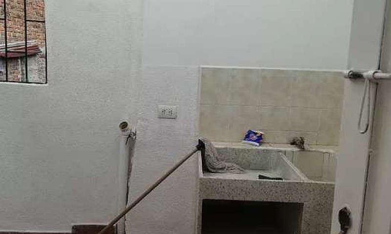 Rento Hermosa Casa...