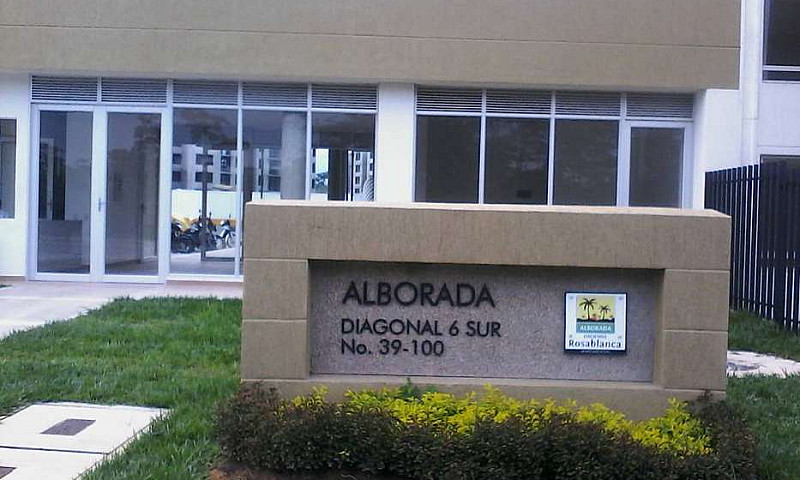 Apartamento Amoblado...