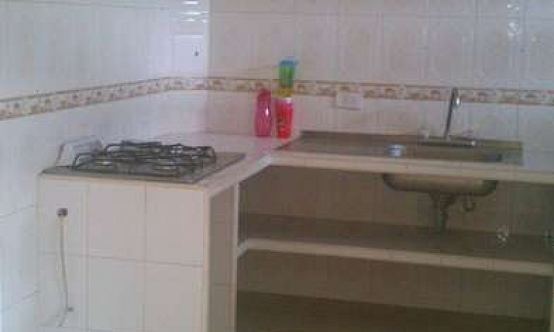 Arriendo Apto Una Pe...