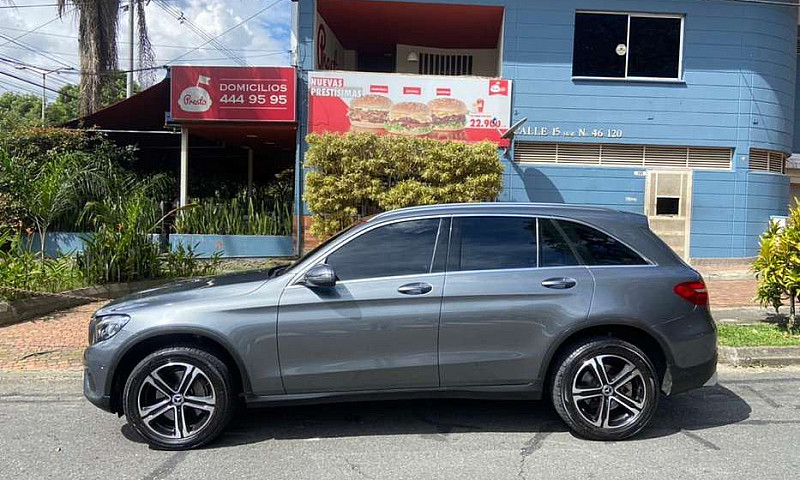 Mercedes Benz Glc 22...