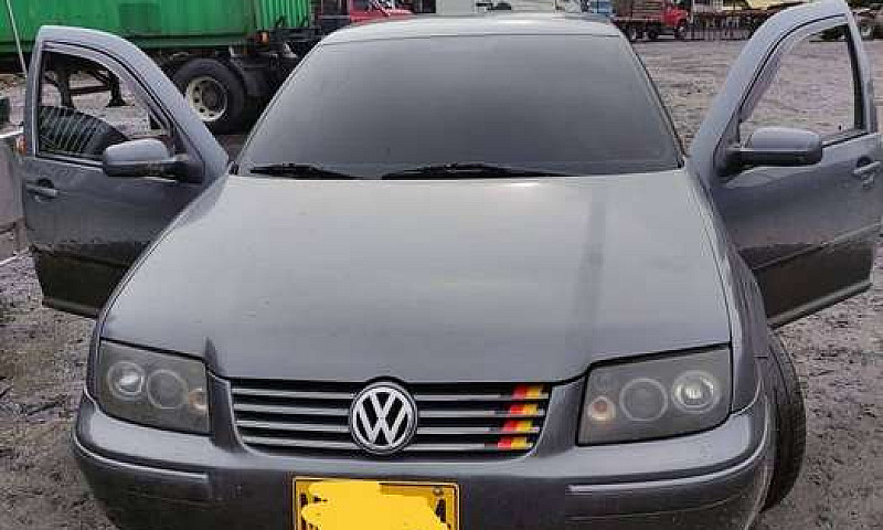 Vendo Volkswagen Jet...