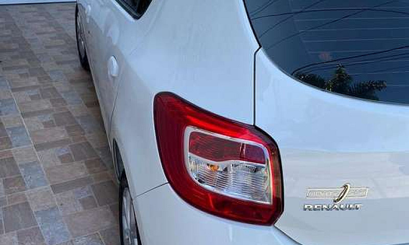 Renault Sandero 2017...