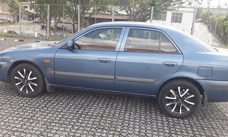 Vendo Mazda 626 Nuev...