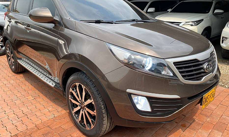 Kia Sportage Revolut...