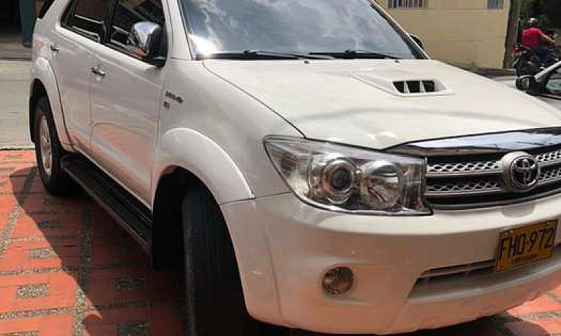 Se Vende Toyota Fort...