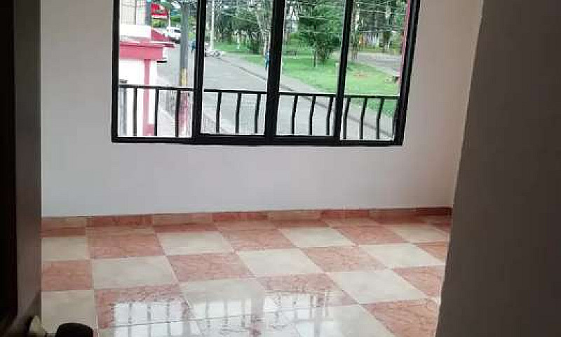 Alquilo Casa Con Loc...