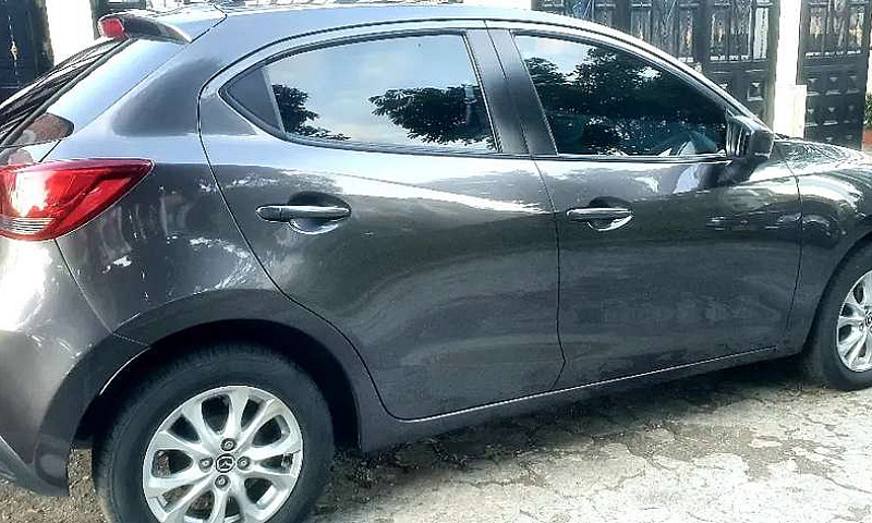 Vendo Permuto Mazda ...