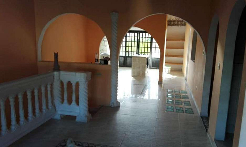 Casa Rochela, 7.70 X...