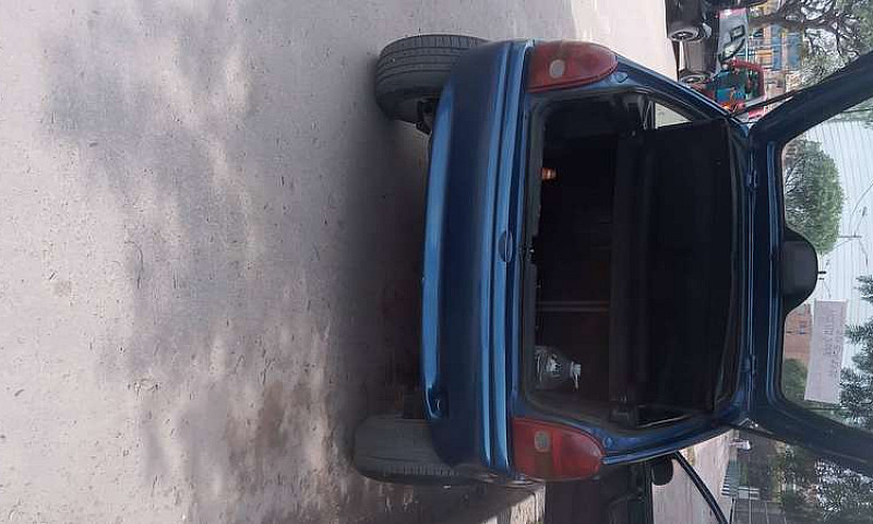 Vendo Corsa 2006...