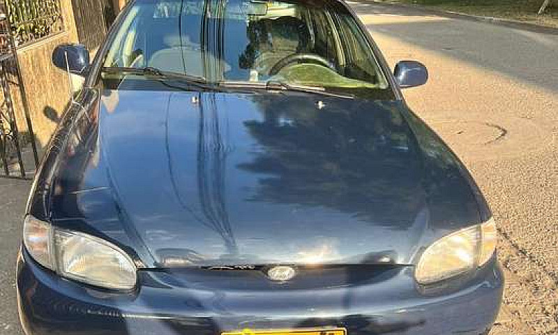 Hyundai Accent 98 En...