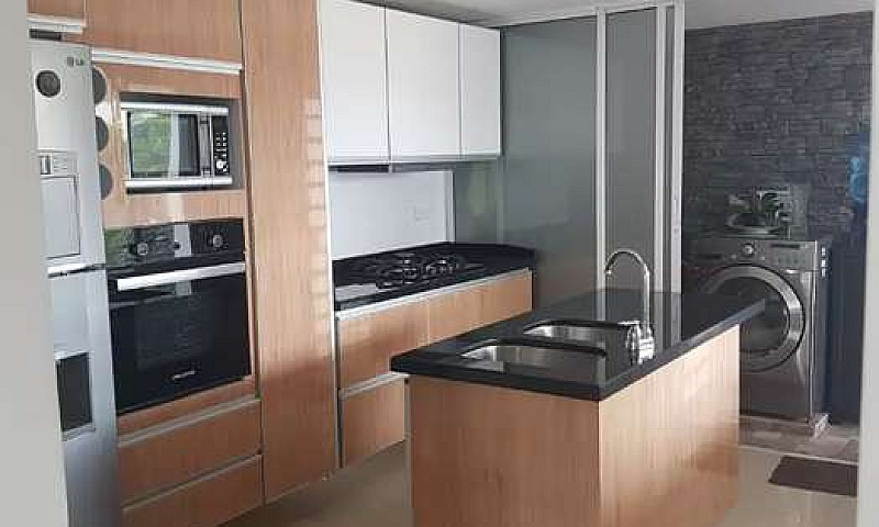 Vendo Hermosa Casa E...