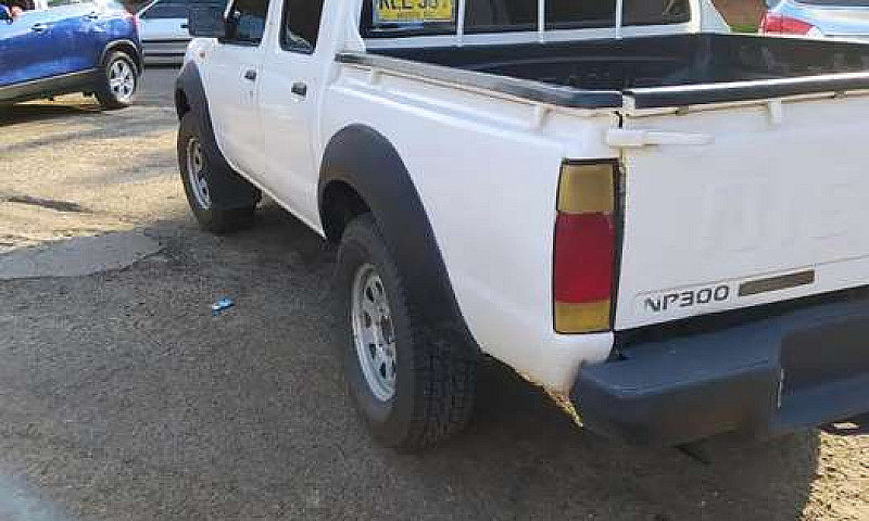 Nissan Frontier Np30...