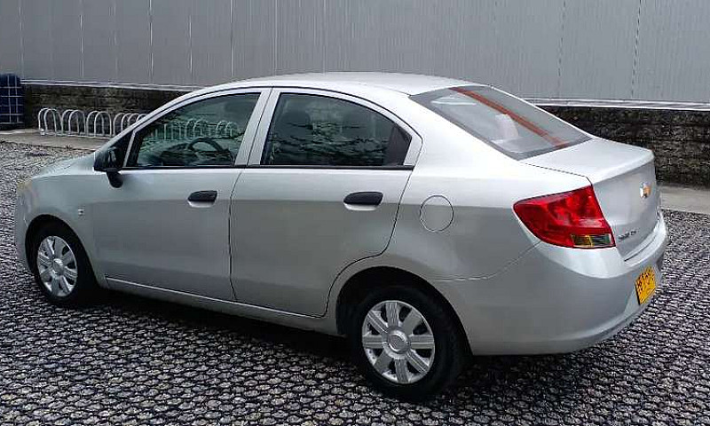 Vendo Chevrolet Sail...