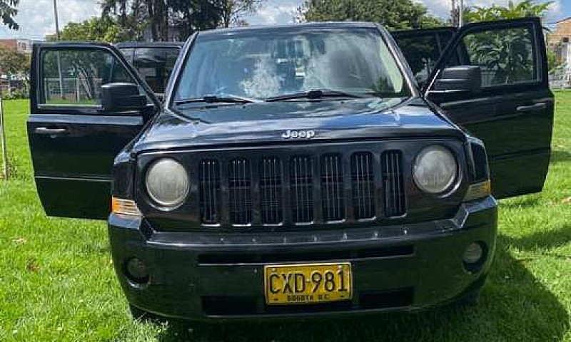 Vendo Jeep Patriot...