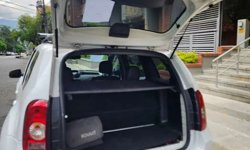 Renault Duster 4X4, ...