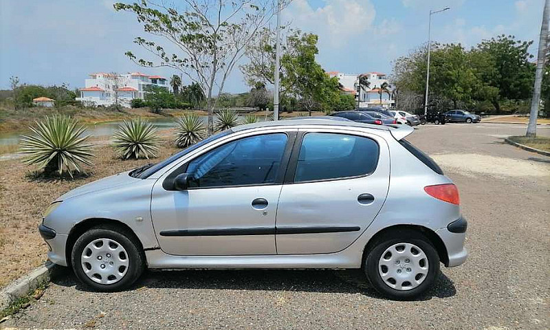 Peugeot 206...