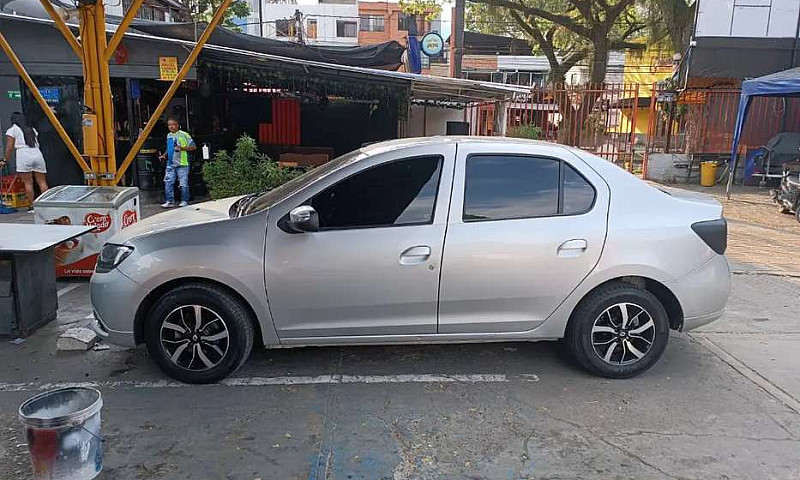 Renault Logan 2019...
