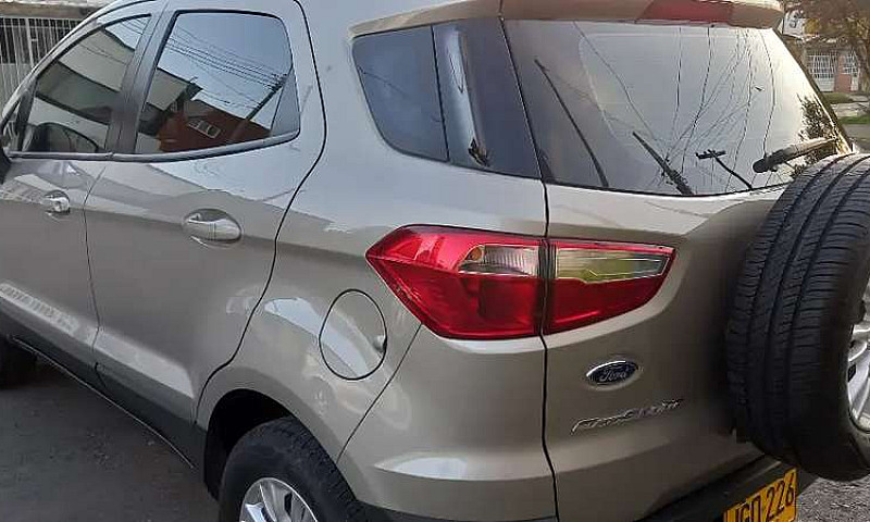 Vendo Ford Ecosport ...