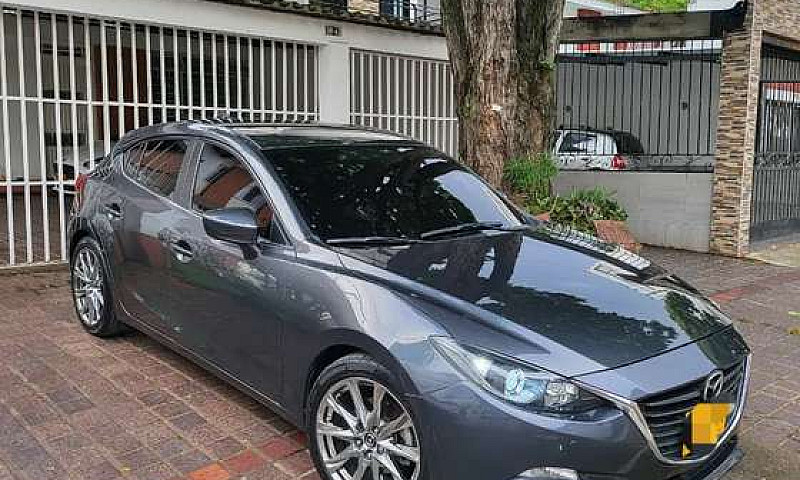 Mazda 3 Touring 2017...