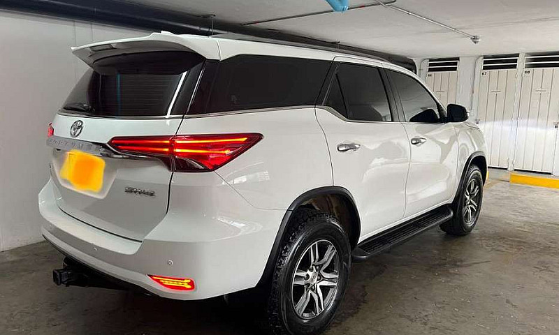 Toyota Fortuner...