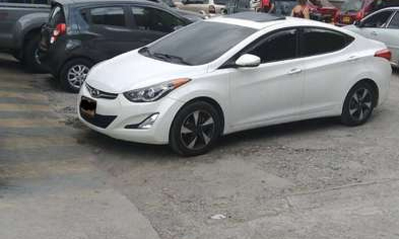 Se Vende Hyundai I35...