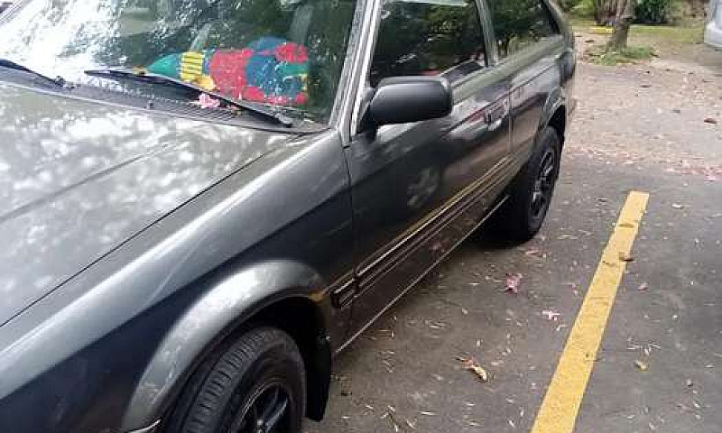 Mazda 323 Excelente ...