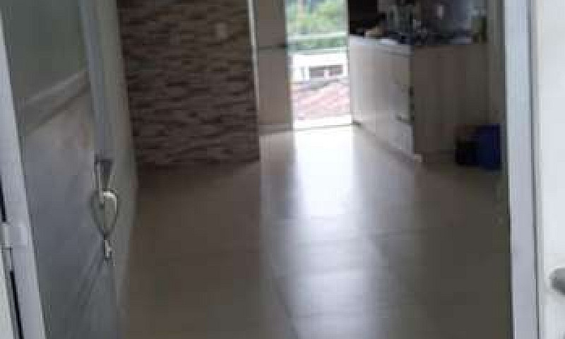 Se Arrienda Habitaci...