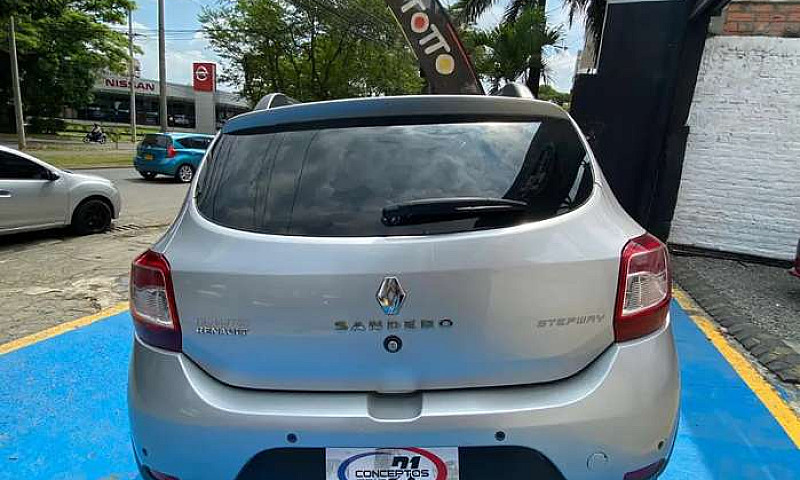 Renault Sandero Step...