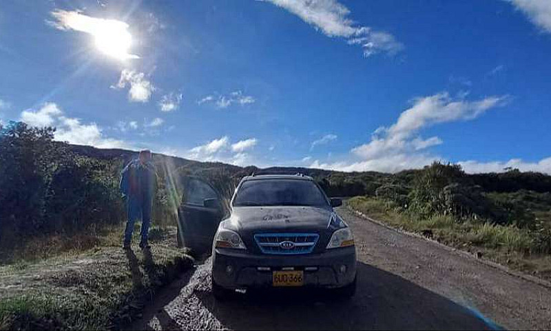 Vendo Kia Sorento Di...