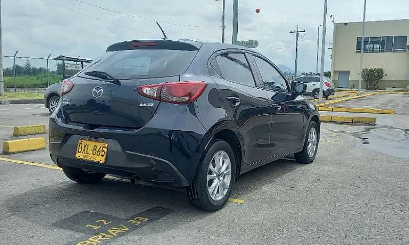 Vencambio Mazda 2 To...