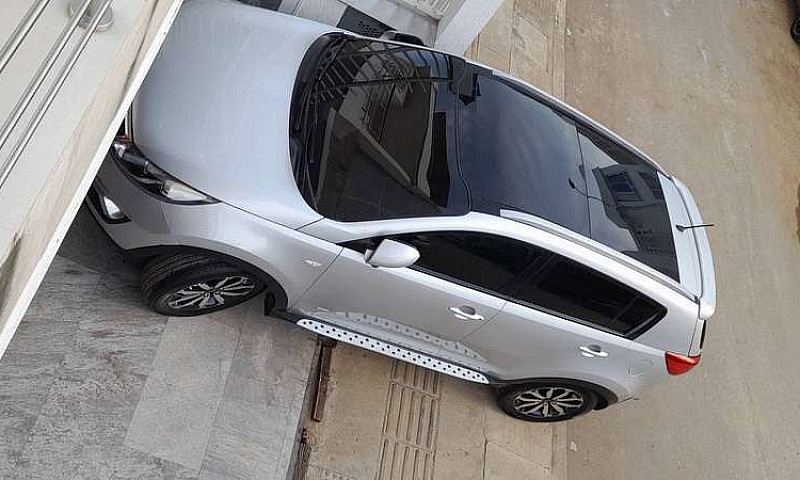 Kia Esportage Revolu...