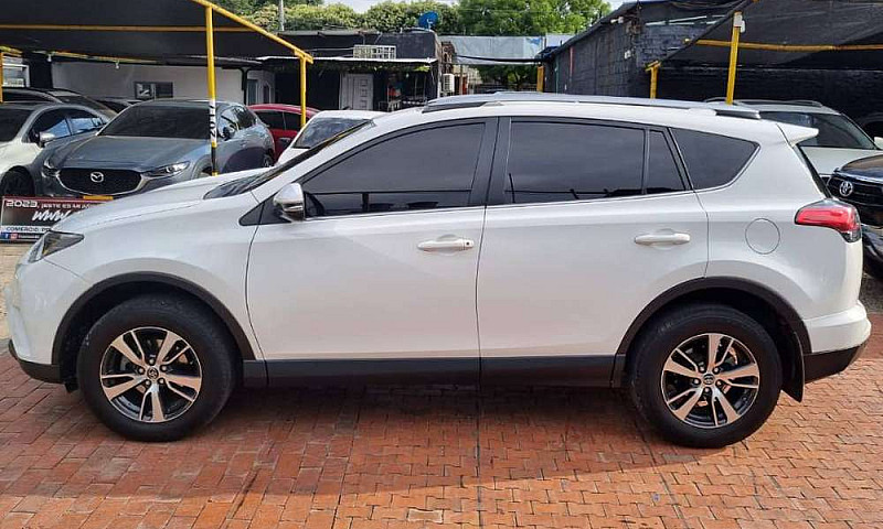 Toyota Rav 4 Street ...