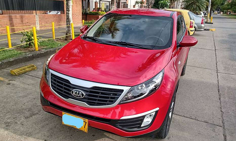 Kia Sportage Revolut...
