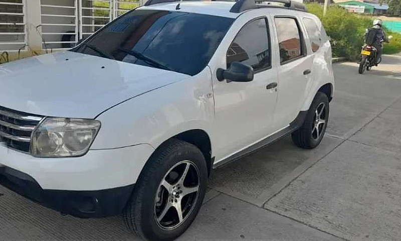 Renault Duster 2013...