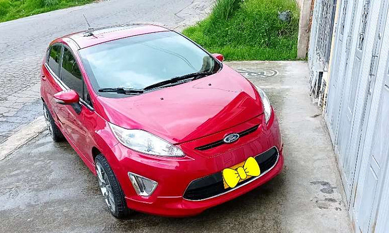 Hermoso Ford Fiesta ...