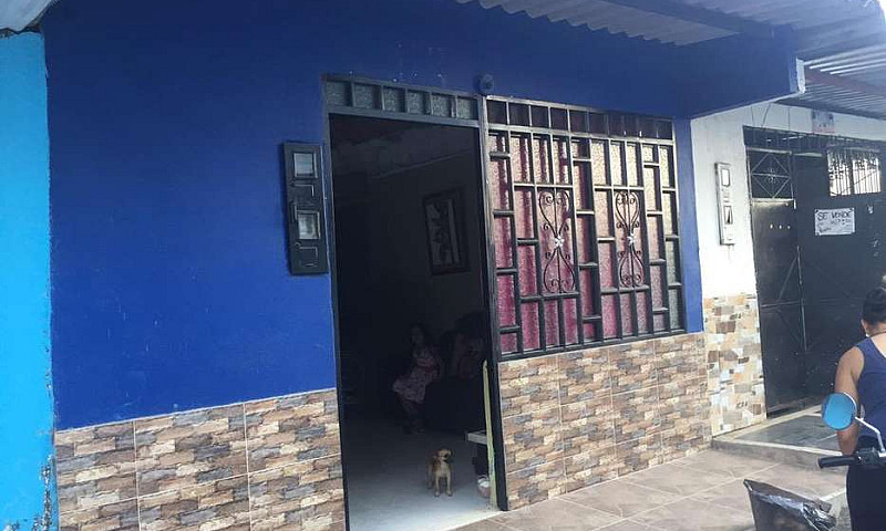Casa Economica...