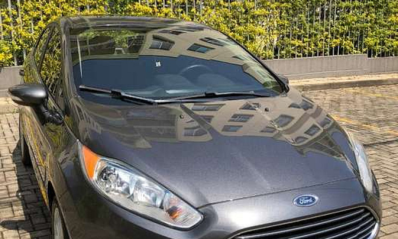 Ford Fiesta Sedan Ti...
