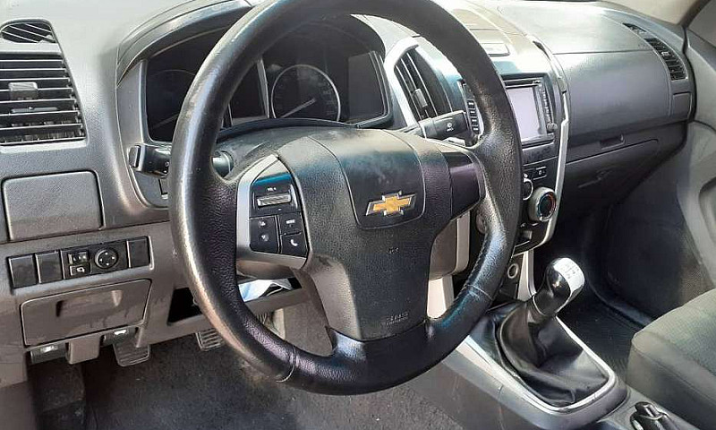 Vendo Dmax 2016 4X4...