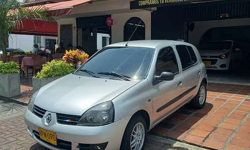 Renault  Clio  Campu...