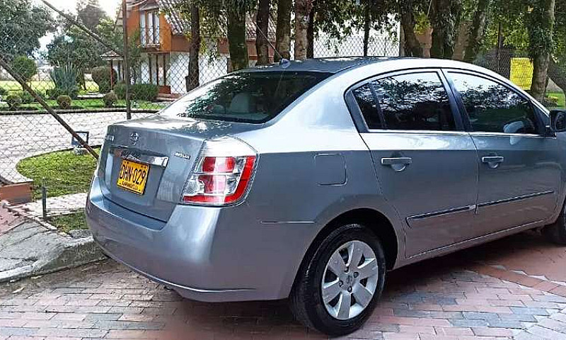 Nissan Sentra 2.0 Añ...