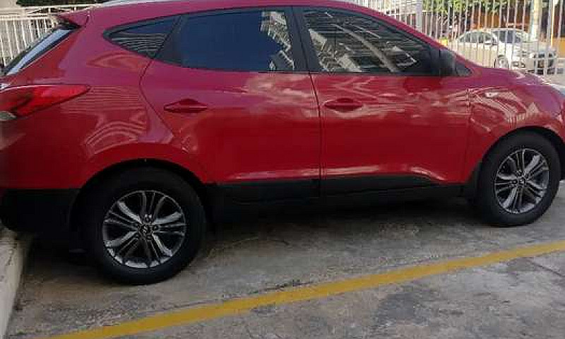 Vendo Hyundai Tucson...