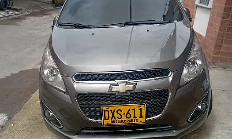 Spark Gt Modelo 2014...