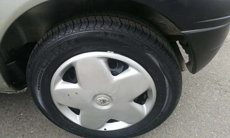 Vendo Twingo 2006...