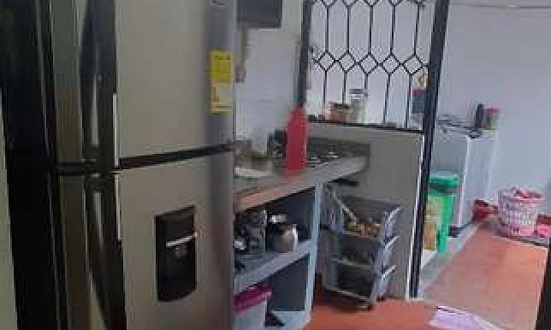 Arriendan Habitacion...