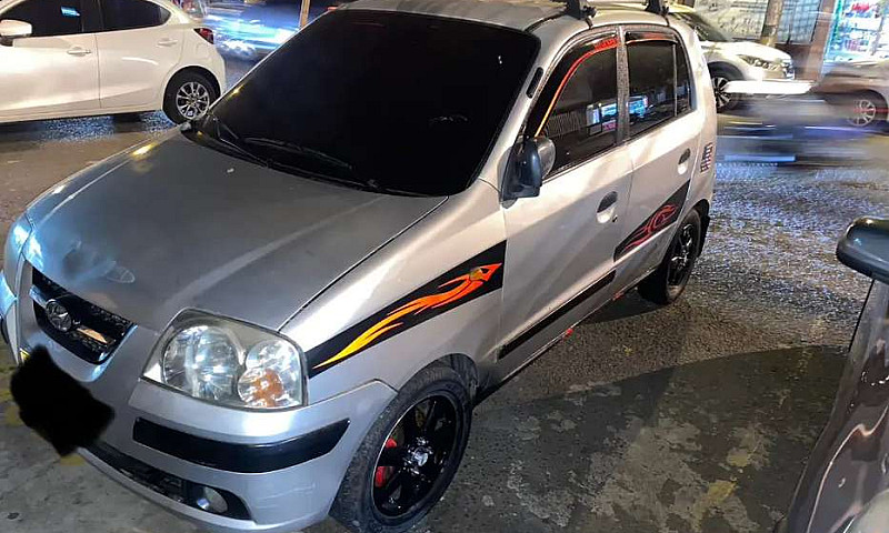 Hyundai Santro...