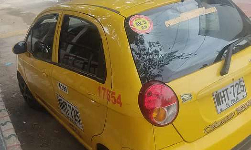 Se Vende Taxi 2016...